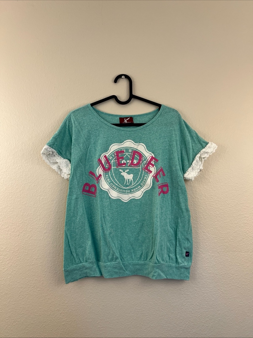American Eagle Outfitters Women’s Blue Deer Shirt Size M